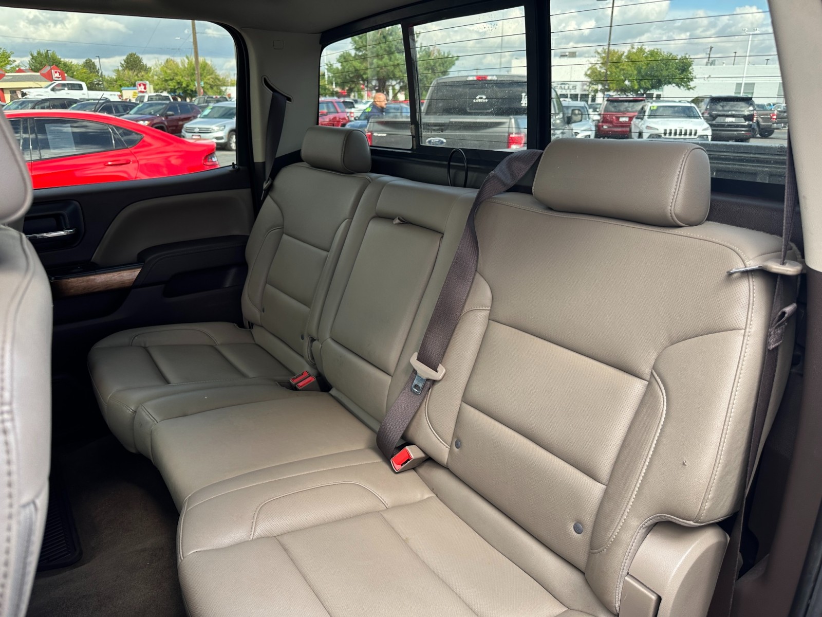 2017 Chevrolet Silverado 1500 LTZ 32