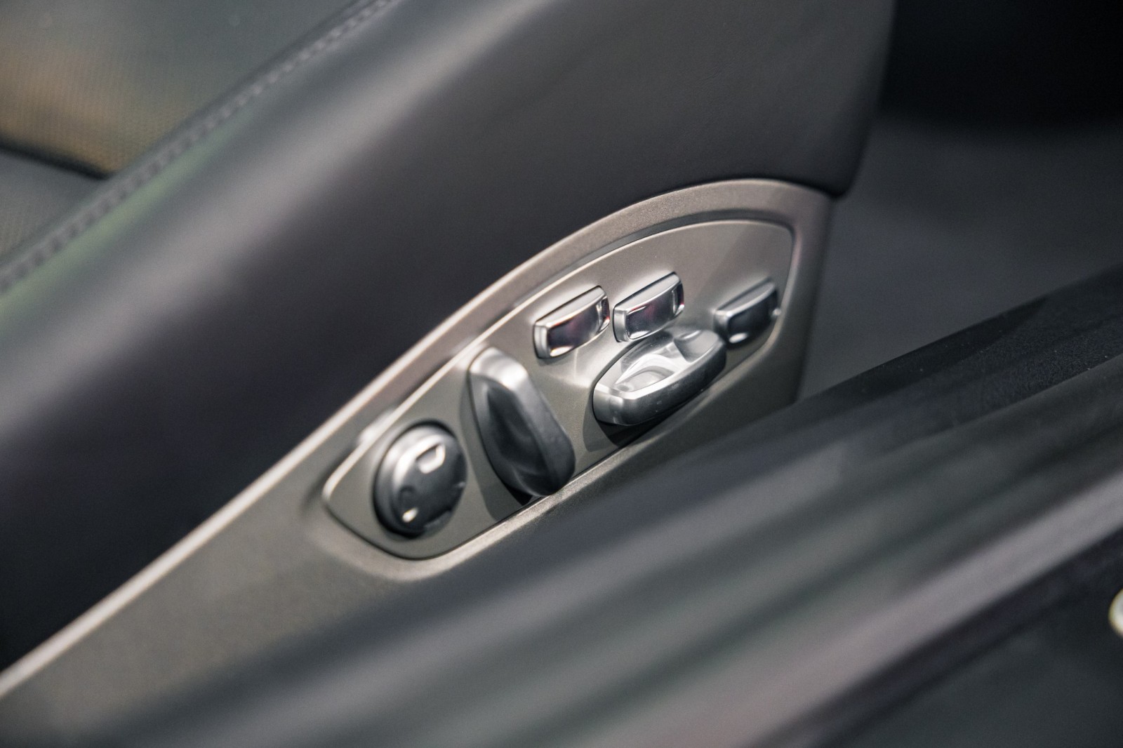 Used Car 2019 Porsche 911  Carrera S - Sport Chrono Package - Sport Exhaust - Bose Surround Sound For Sale Under $130,000 In Boerne, Texas