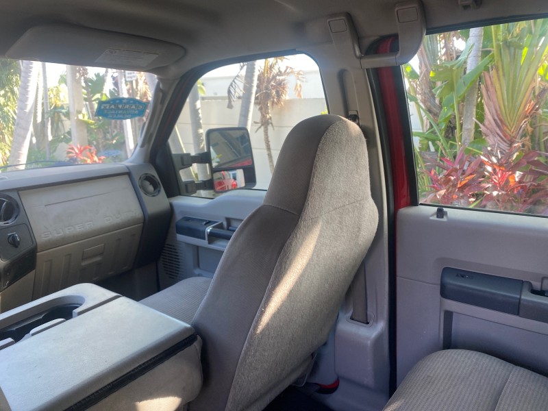 2008 Ford Super Duty F-350 DRW XL LOW MILES 43,076 4WD in ,