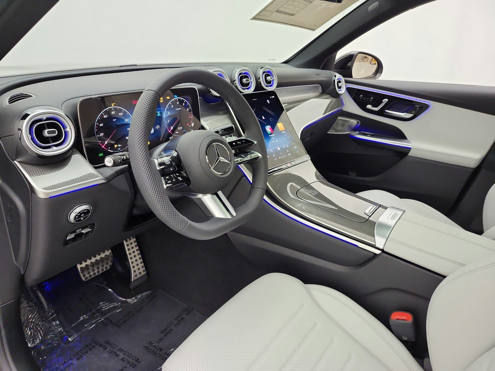 New 2027 Black Mercedes-Benz GLC 300 SUV image 10