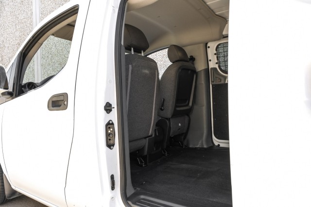 2019 Nissan NV200 Compact Cargo SV 32