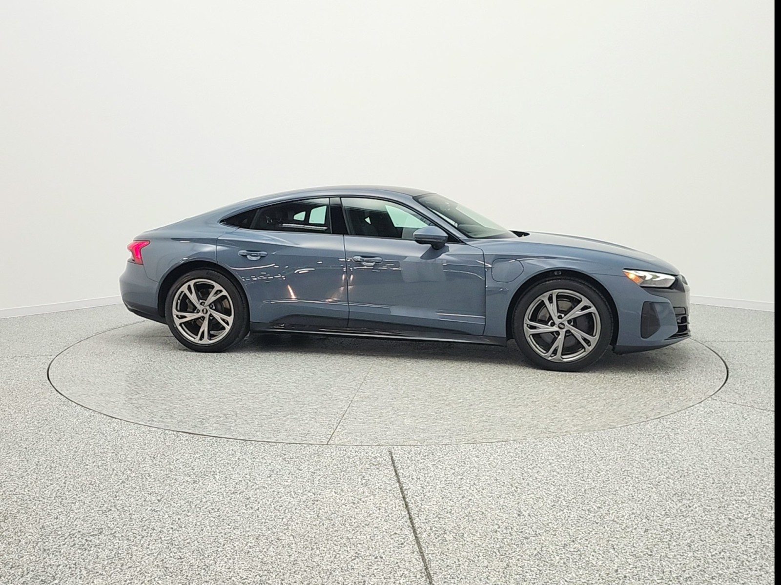 Used 2022 Kemora Gray Metallic Audi Premium Plus quattro image 4