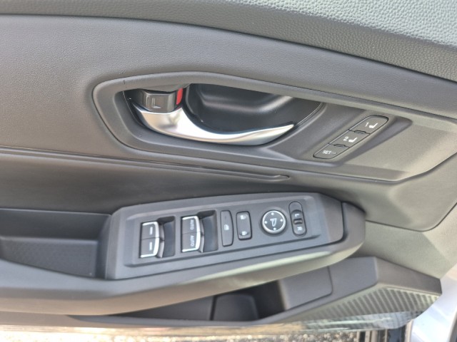 HondaAccord Hybrid25