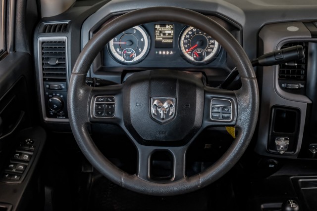 2018 Ram 3500 Chassis Cab SLT 17