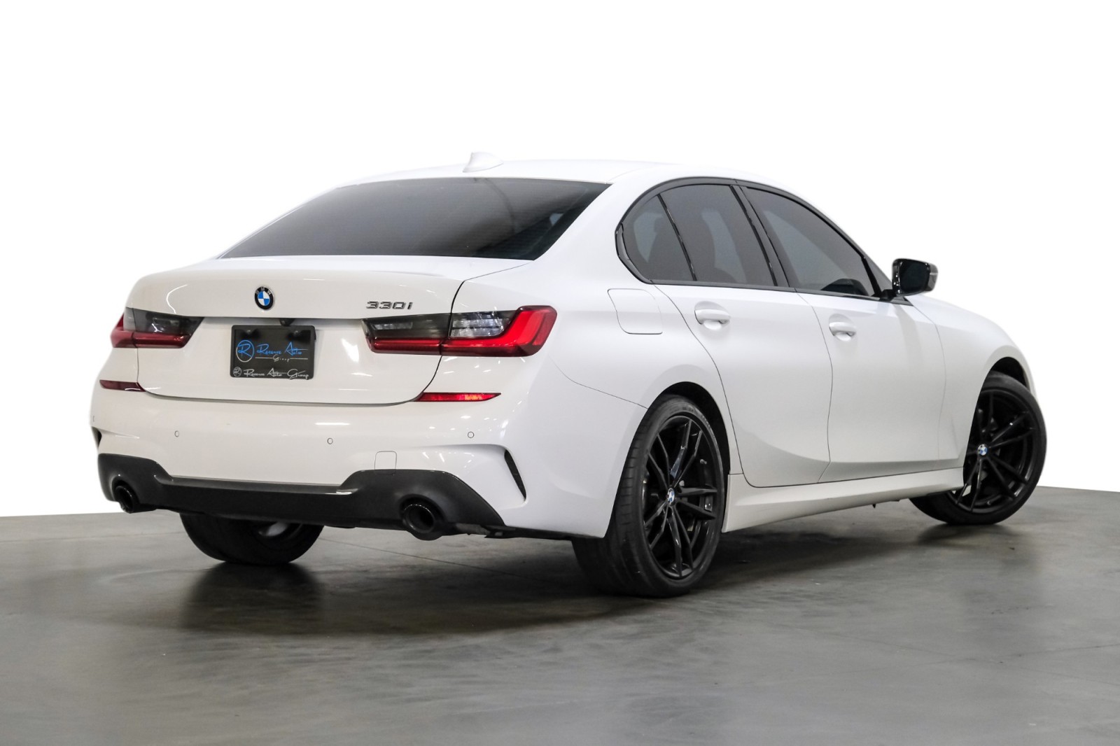 2021 BMW 3 Series 330i MSport Navigation HtdSeats ConveniencePkg ShadowLinePkg 5