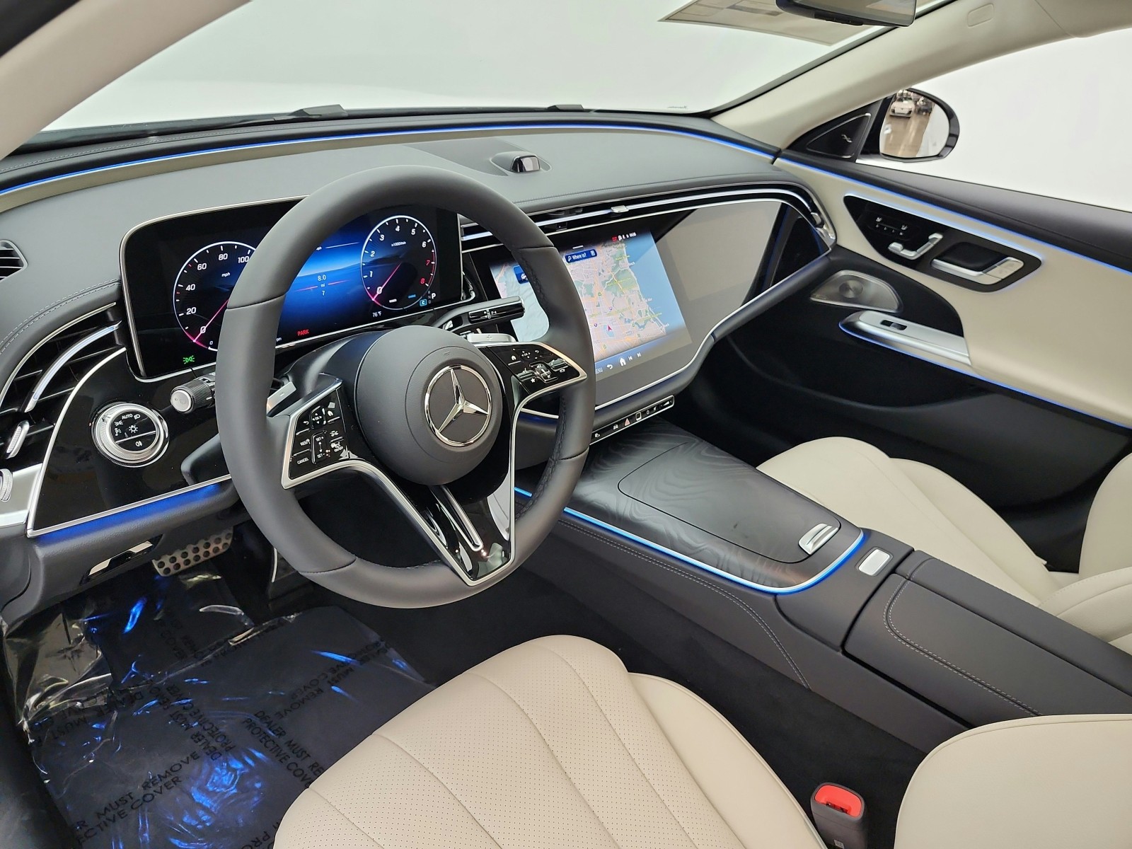 New 2026 MANUFAKTUR Moonlight White Metallic Mercedes-Benz E 450 image 9