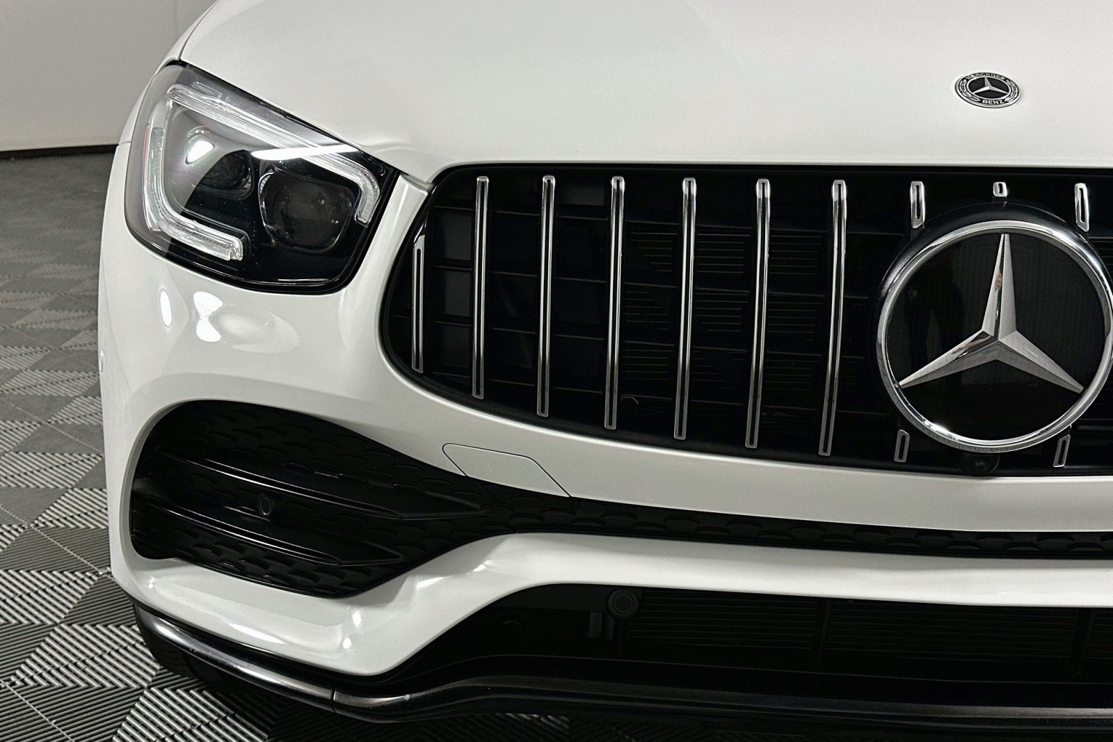 Used 2022 Polar White Mercedes-Benz AMG® GLC 43 image 16