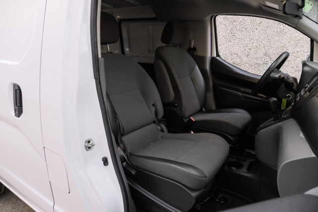 2019 Nissan NV200 Compact Cargo SV 31