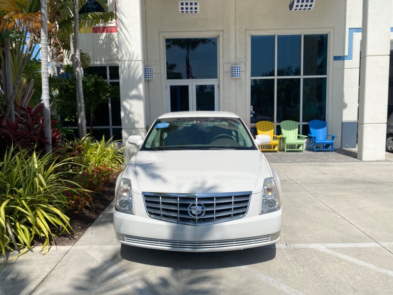 2006 Cadillac DTS LOW MILES 58,287 in , 