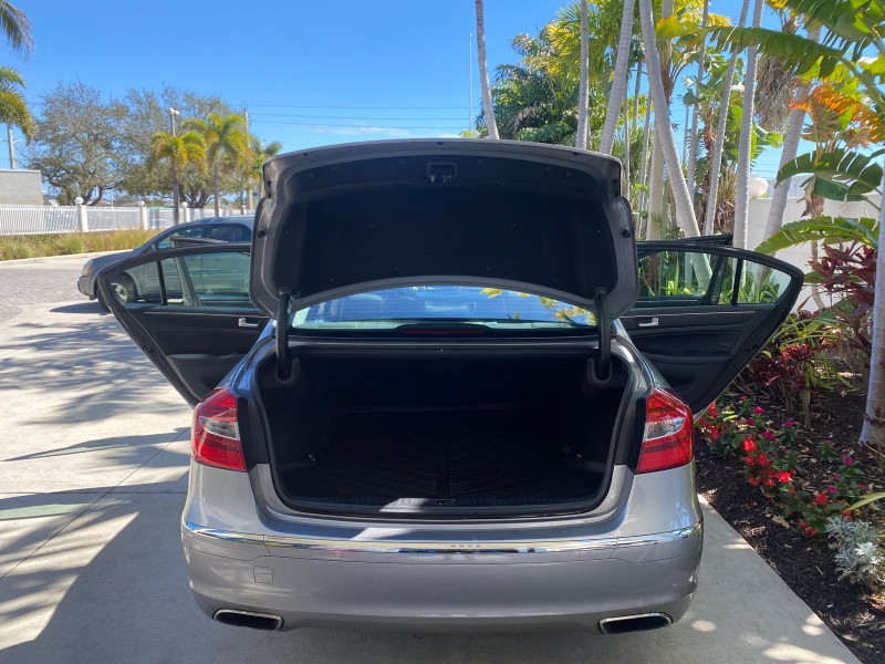 2012 Hyundai Genesis 3.8L SUNROOF PREM PKG in , 