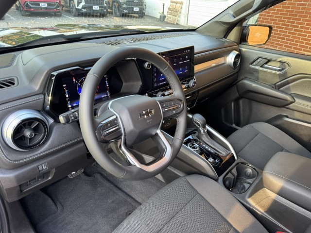 2023 Chevrolet Colorado 4WD LT 39