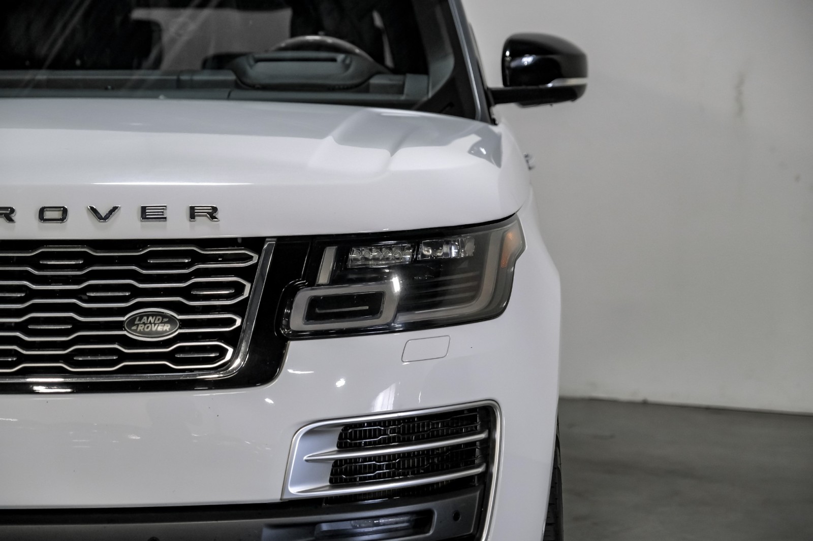 2020 Land Rover Range Rover SV Autobiography LWB 4PlaceSeating 22DiamondAlloys PwrBoards 67