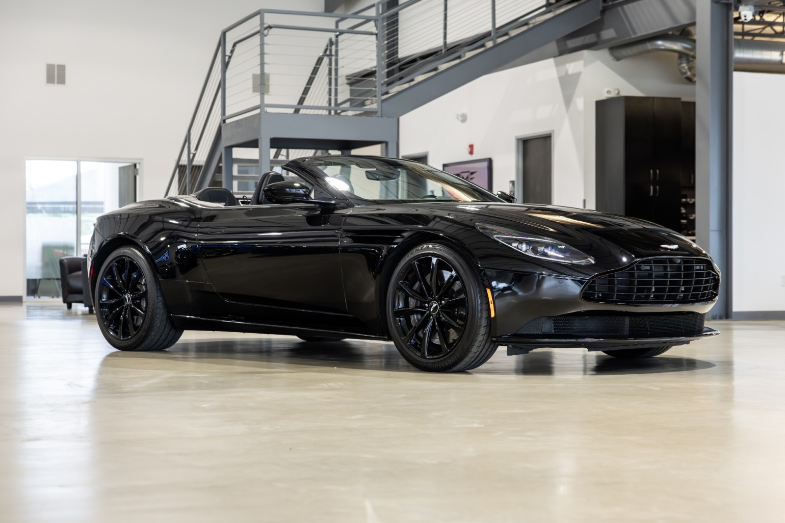 Used Car 2021 Aston Martin Db11  Shadow Edition For Sale Under $120,000 In Boerne, Texas