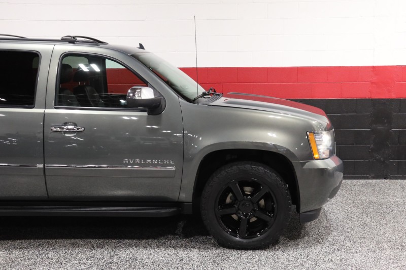 2011 Chevrolet Avalanche 4WD LTZ 4DR Truck in , 