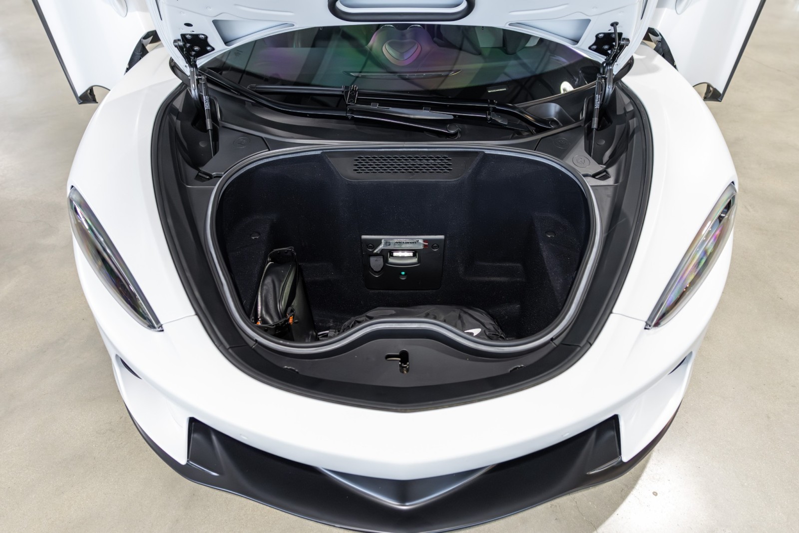 Used Car 2023 Mclaren Gt  For Sale Under $180,000 In Boerne, Texas