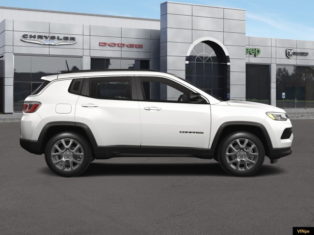 2024 Jeep Compass Latitude Lux 9