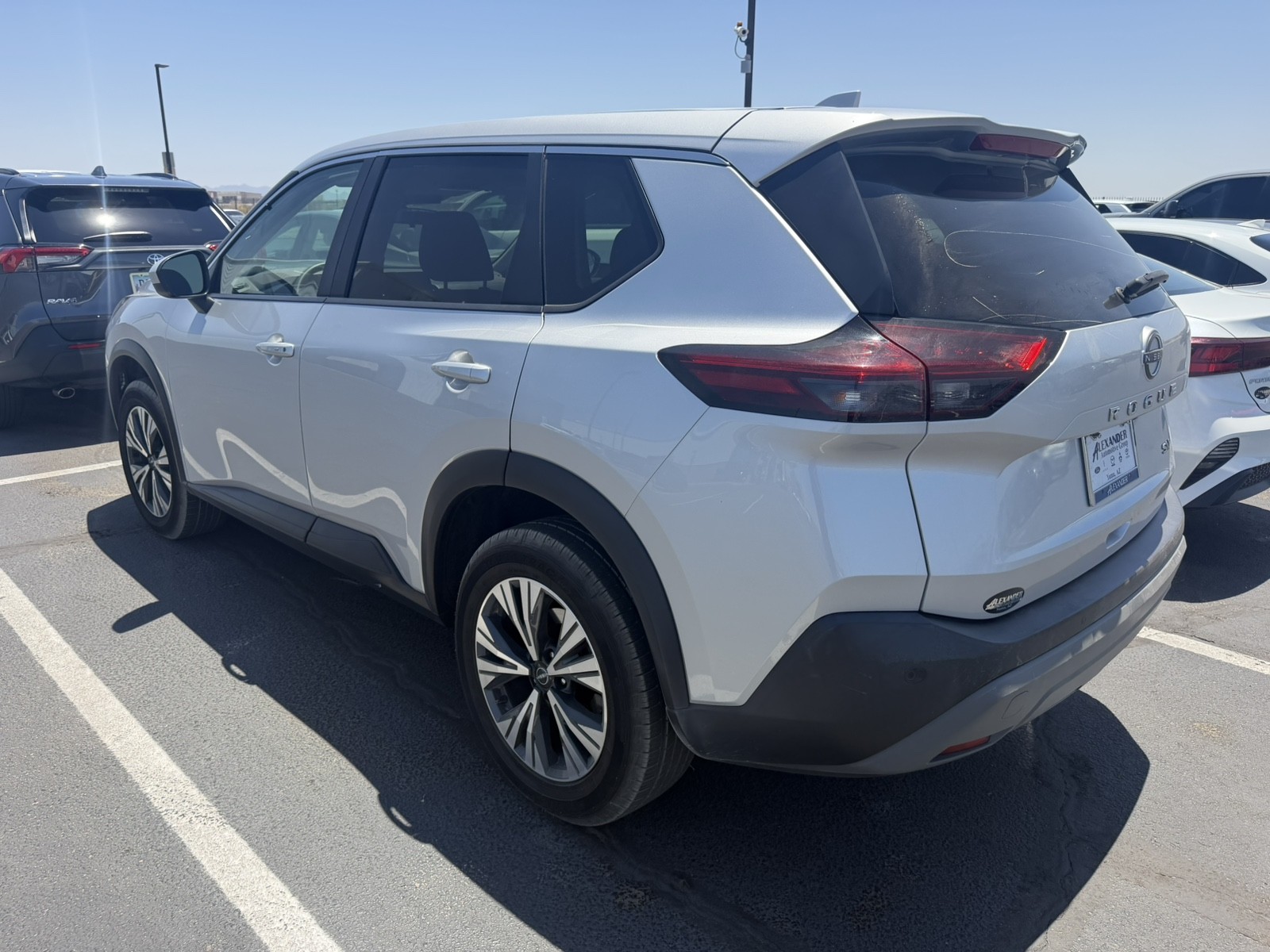 View vehicle photo 6