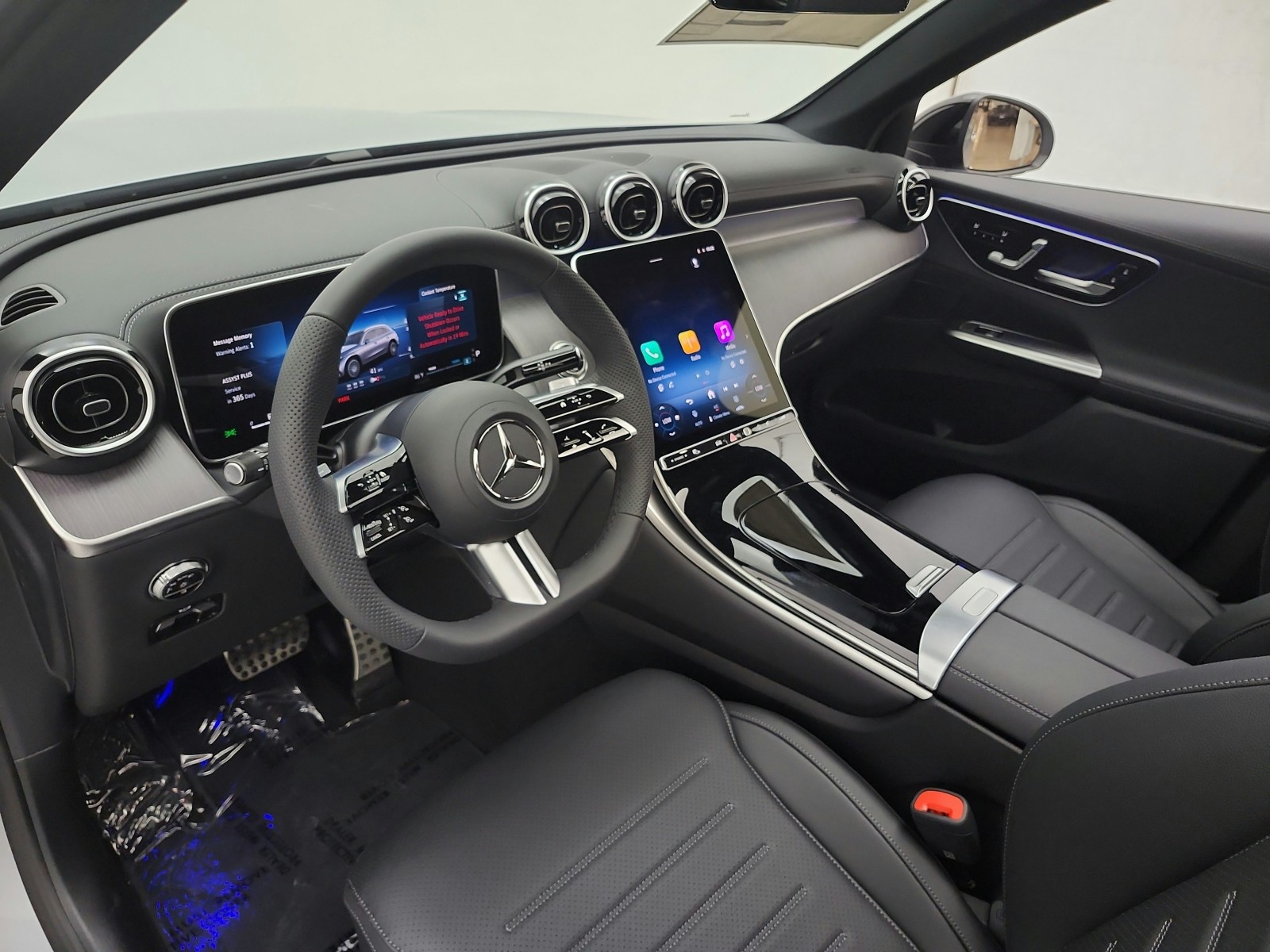 New 2026 Cirrus Silver Metallic Mercedes-Benz GLC 300 image 9