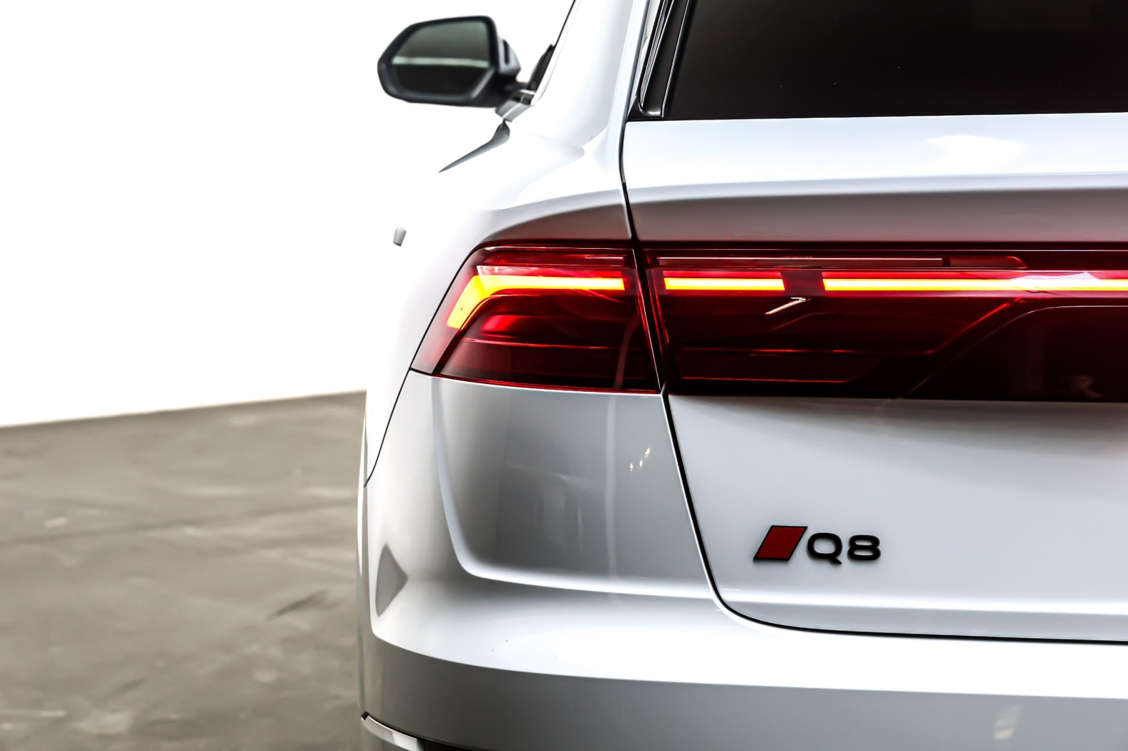 Used 2024 Glacier White Metallic Audi Premium Plus 55 TFSI quattro image 16