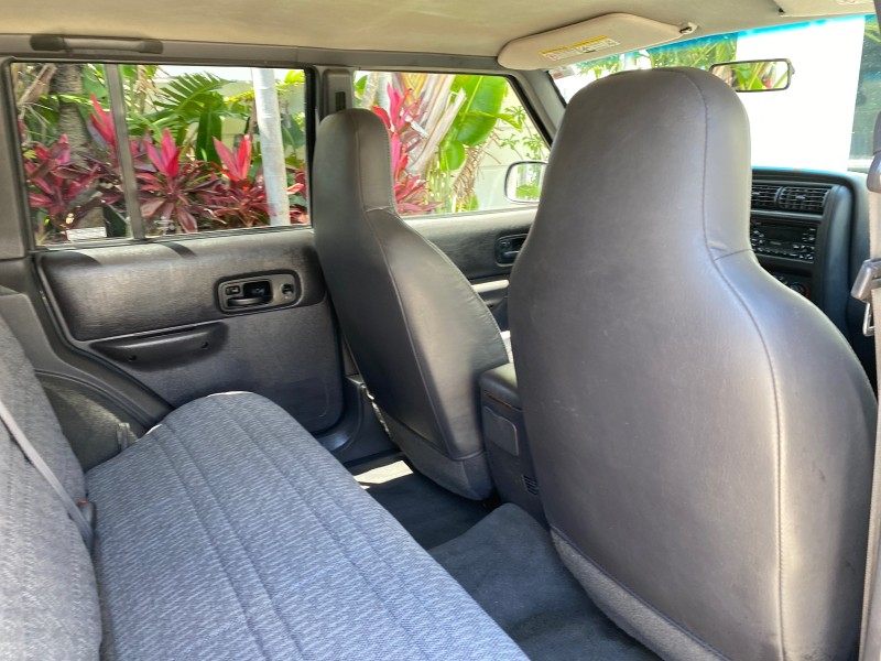 2000 Jeep Cherokee Sport 1 OWNER 4X4 AC 4.0 6YL in , 
