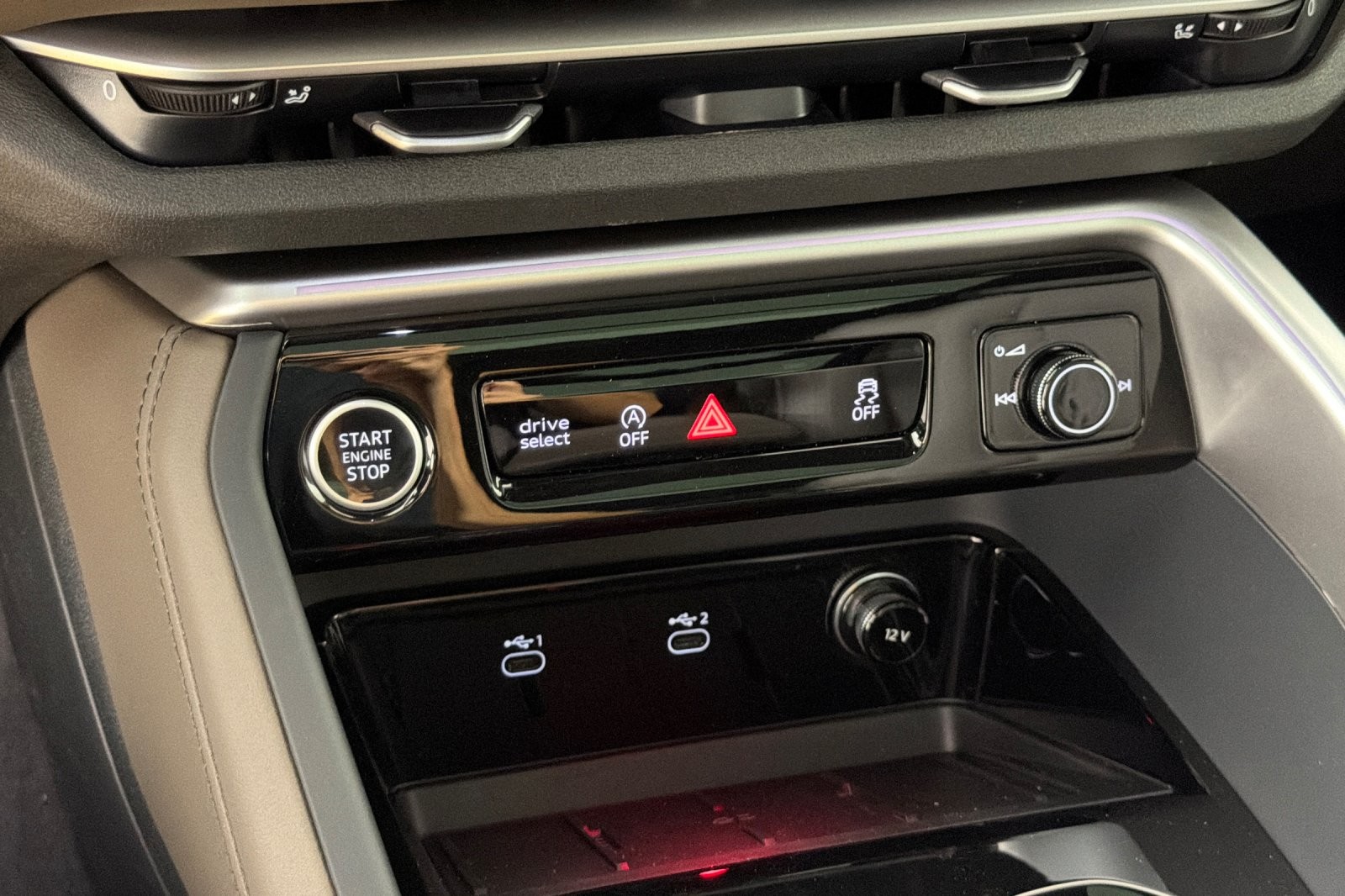 New 2026 District Green Metallic Audi Premium Plus 2.0 TFSI quattro image 20