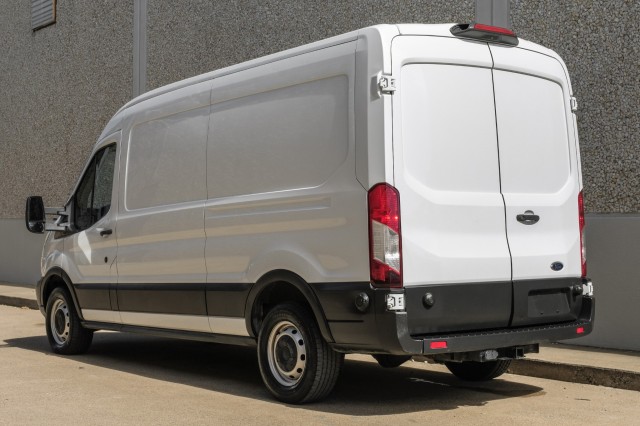 2019 Ford Transit Van  9