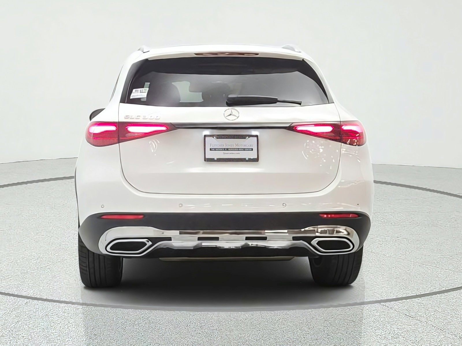 New 2027 Polar White Mercedes-Benz GLC 300 SUV image 6