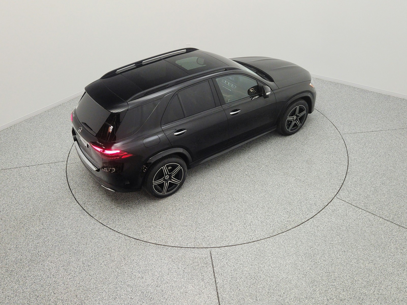 New 2026 Obsidian Black Metallic Mercedes-Benz GLE 450 4MATIC® SUV image 13