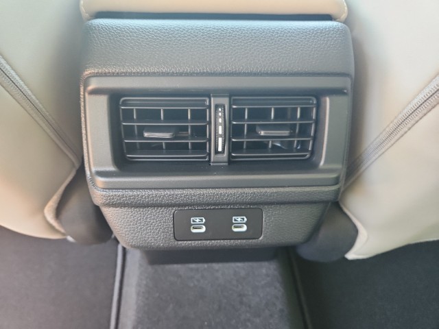 HondaAccord Hybrid31