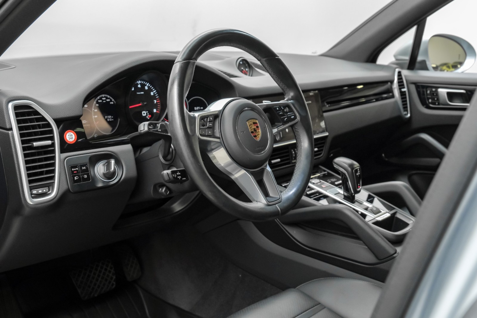 2021 Porsche Cayenne AWD 21Alloys PremiumPkg SoftCloseDoors SurroundVie 13