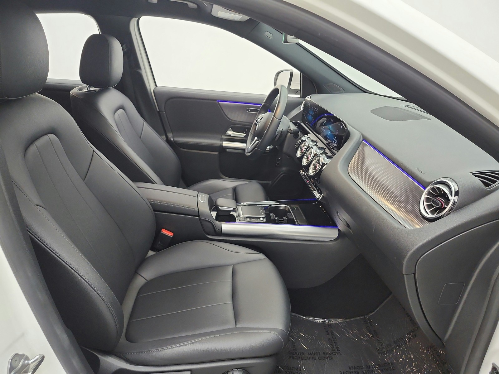 Certified Used 2022 Polar White Mercedes-Benz GLA 250 SUV image 24