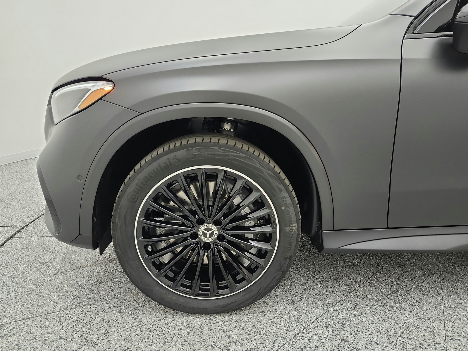 New 2027 MANUFAKTUR Graphite Grey Magno Mercedes-Benz GLC 300 SUV image 13