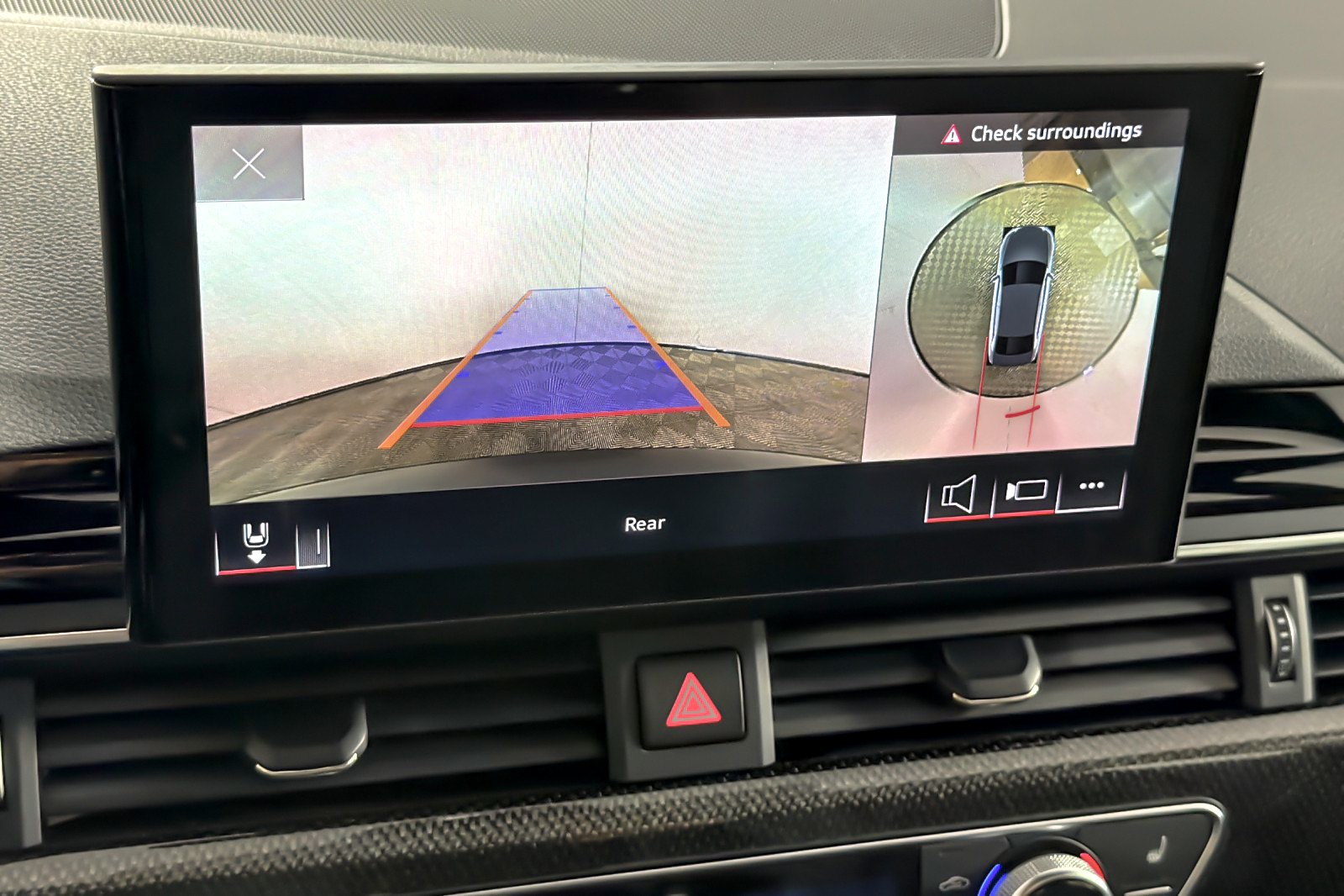 Used 2022 Mythos Black Metallic Audi Premium Plus 3.0 TFSI quattro image 17