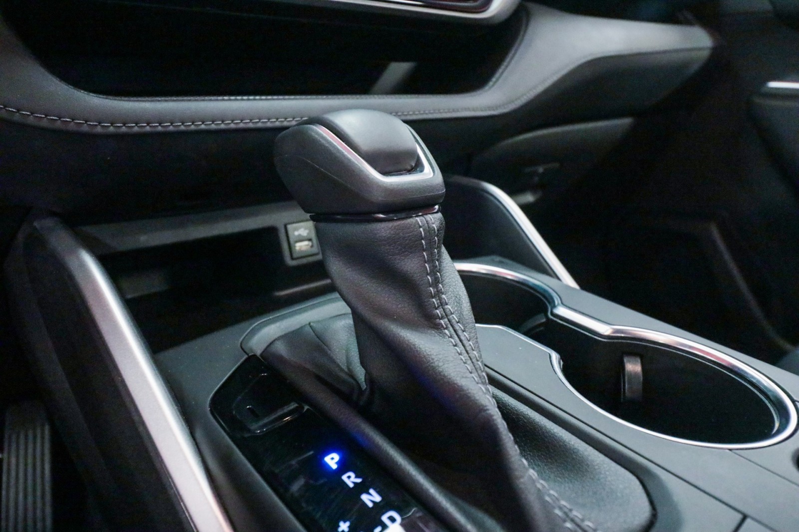 Used Car 2022 Toyota Highlander  Xle For Sale Under $35,000 In Austin, Texas