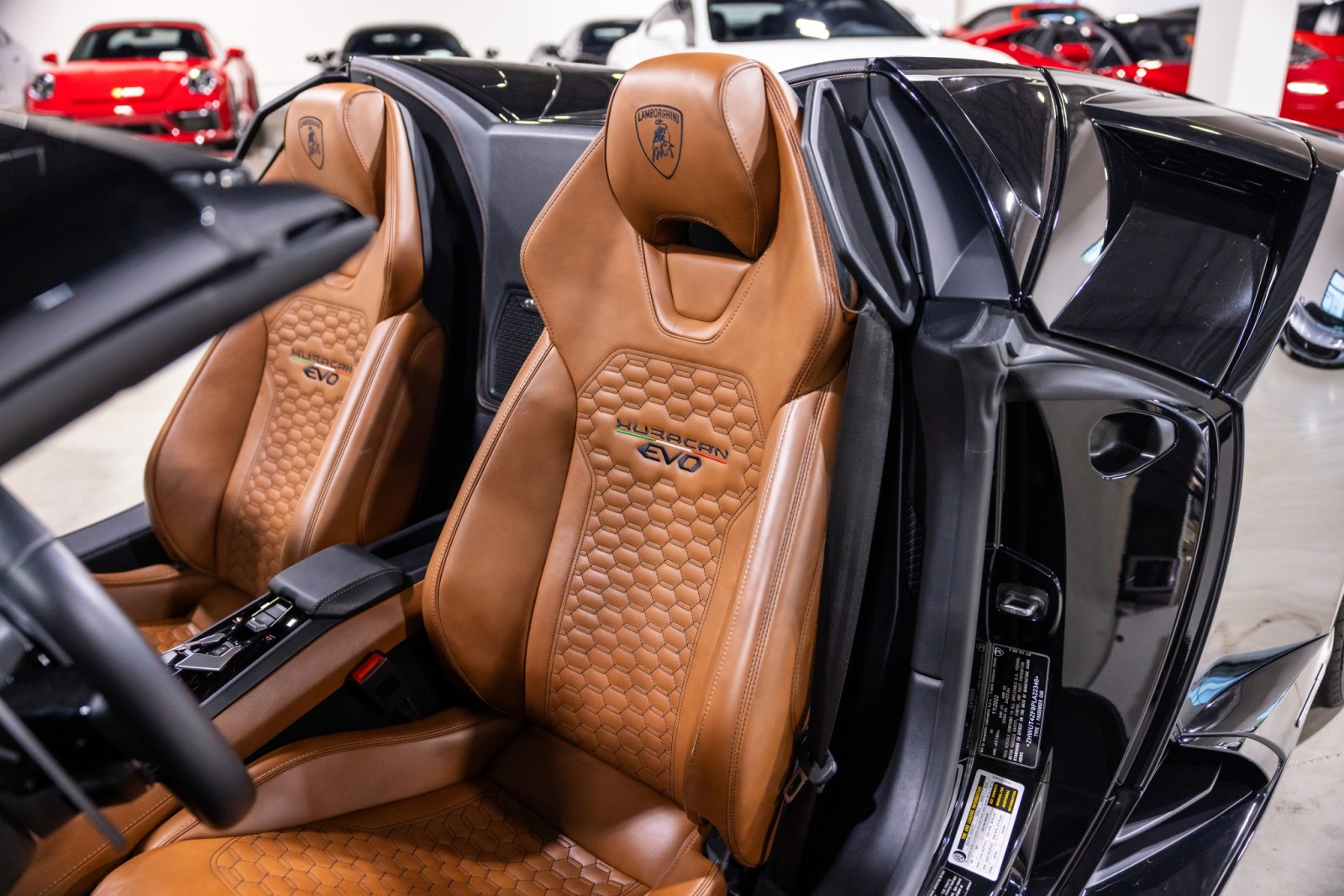 2023 Lamborghini Huracan EVO - Photo 38