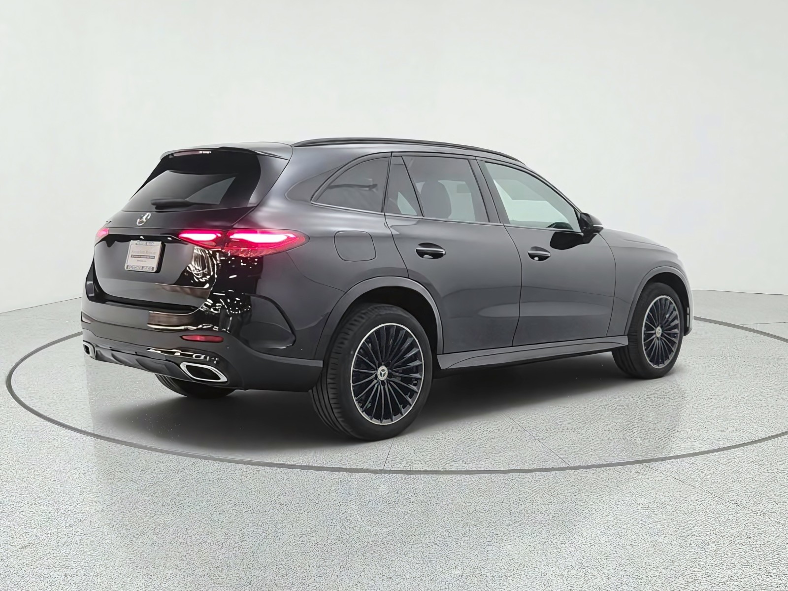 New 2027 Black Mercedes-Benz GLC 300 SUV image 5