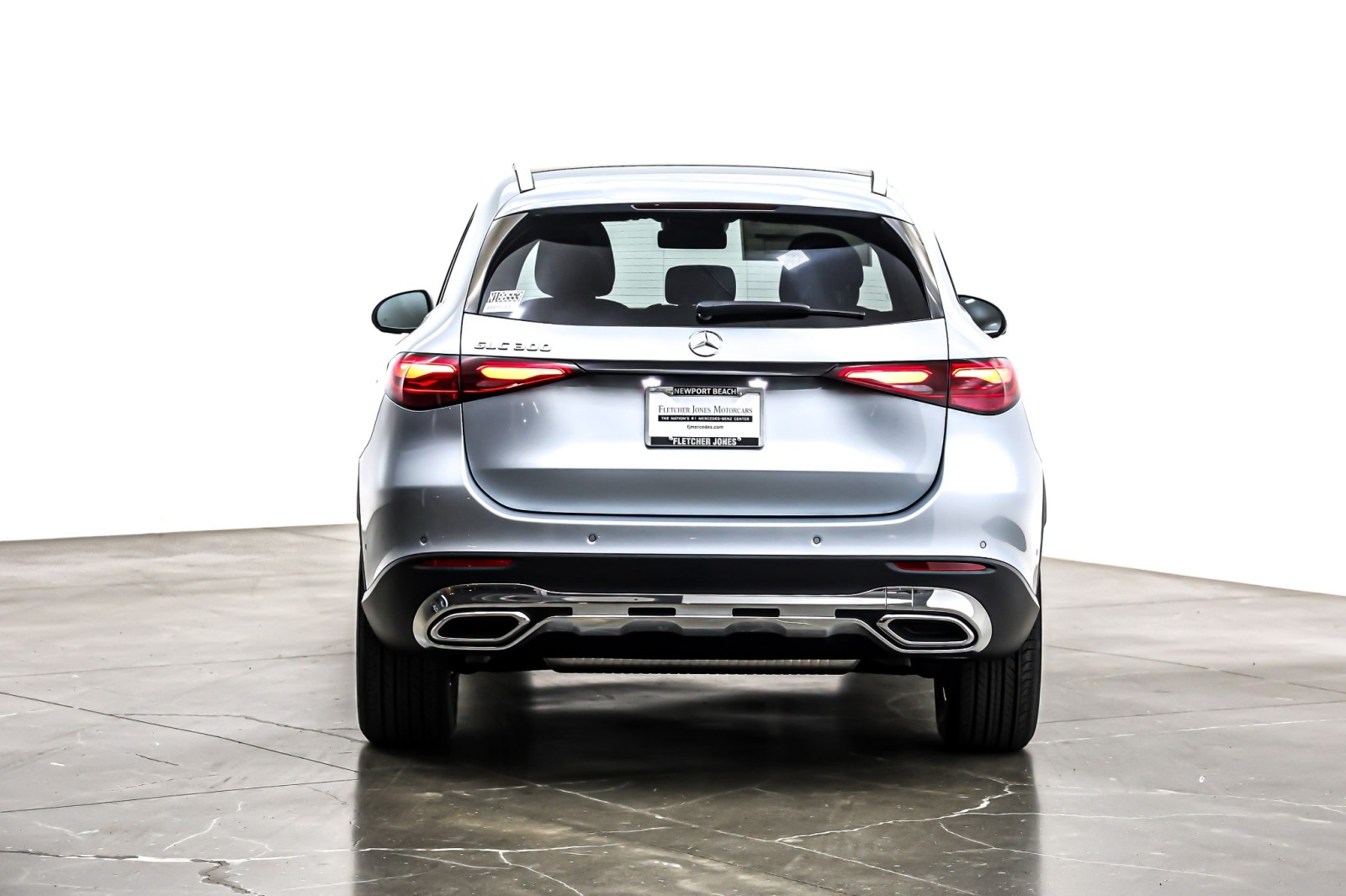 New 2026 Cirrus Silver Metallic Mercedes-Benz GLC 300 image 3