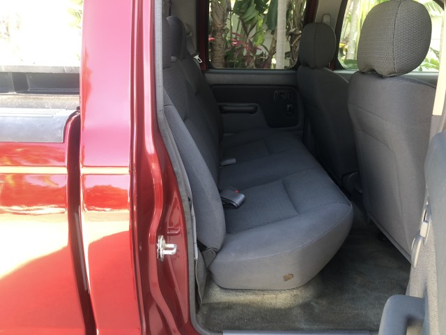 2004 Nissan Frontier 2WD XE LOW MILES 42,459 in pompano beach, Florida