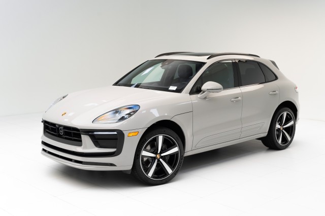 2025  Macan  in , 