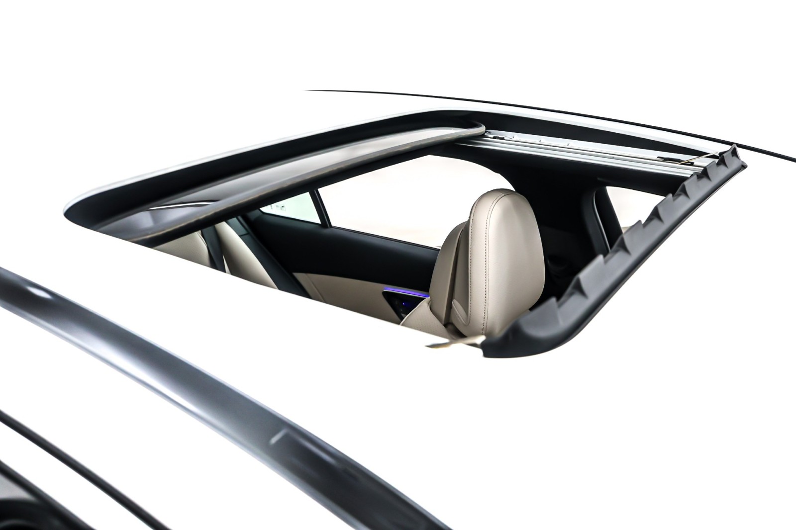 Certified Used 2025 Polar White Mercedes-Benz C 300 Sedan image 24