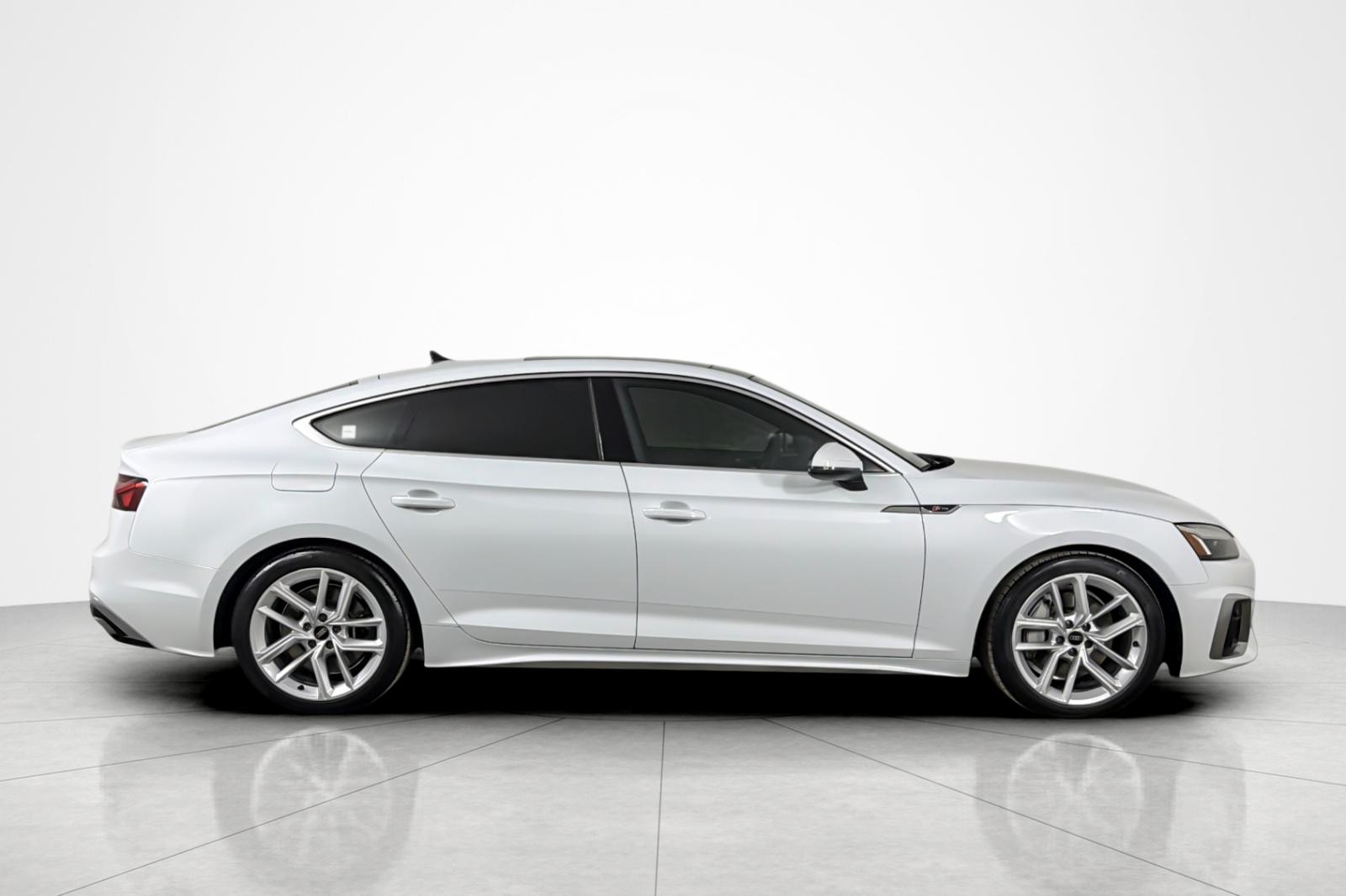 Used 2023 Glacier White Metallic Audi S line Premium 45 TFSI quattro image 6