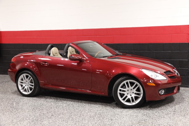 Storm Red Metallic 2009 Mercedes-Benz SLK Convertible Rear-Wheel Drive Automatic