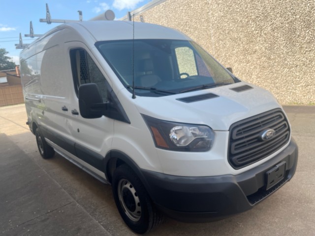 2017 Ford Transit Van  9