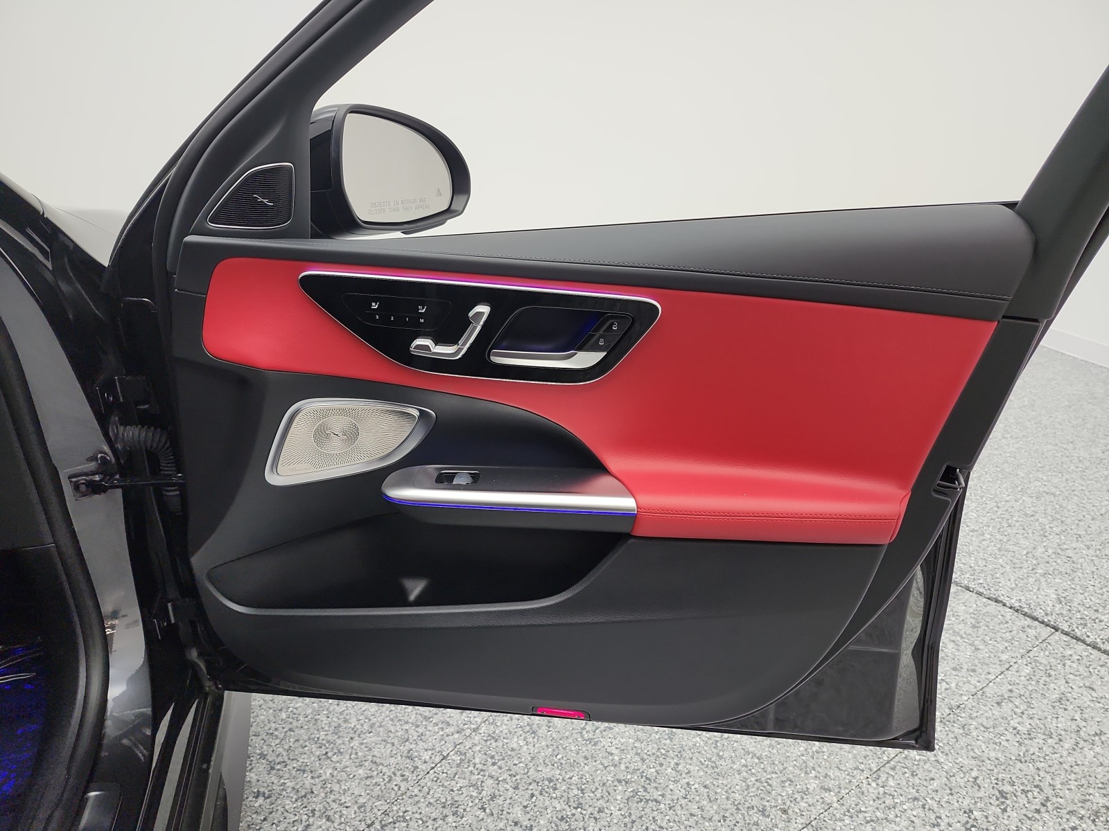 Used 2024 Graphite Grey Metallic Mercedes-Benz C 300 Sedan image 25