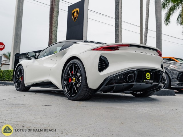 Lotus Emira