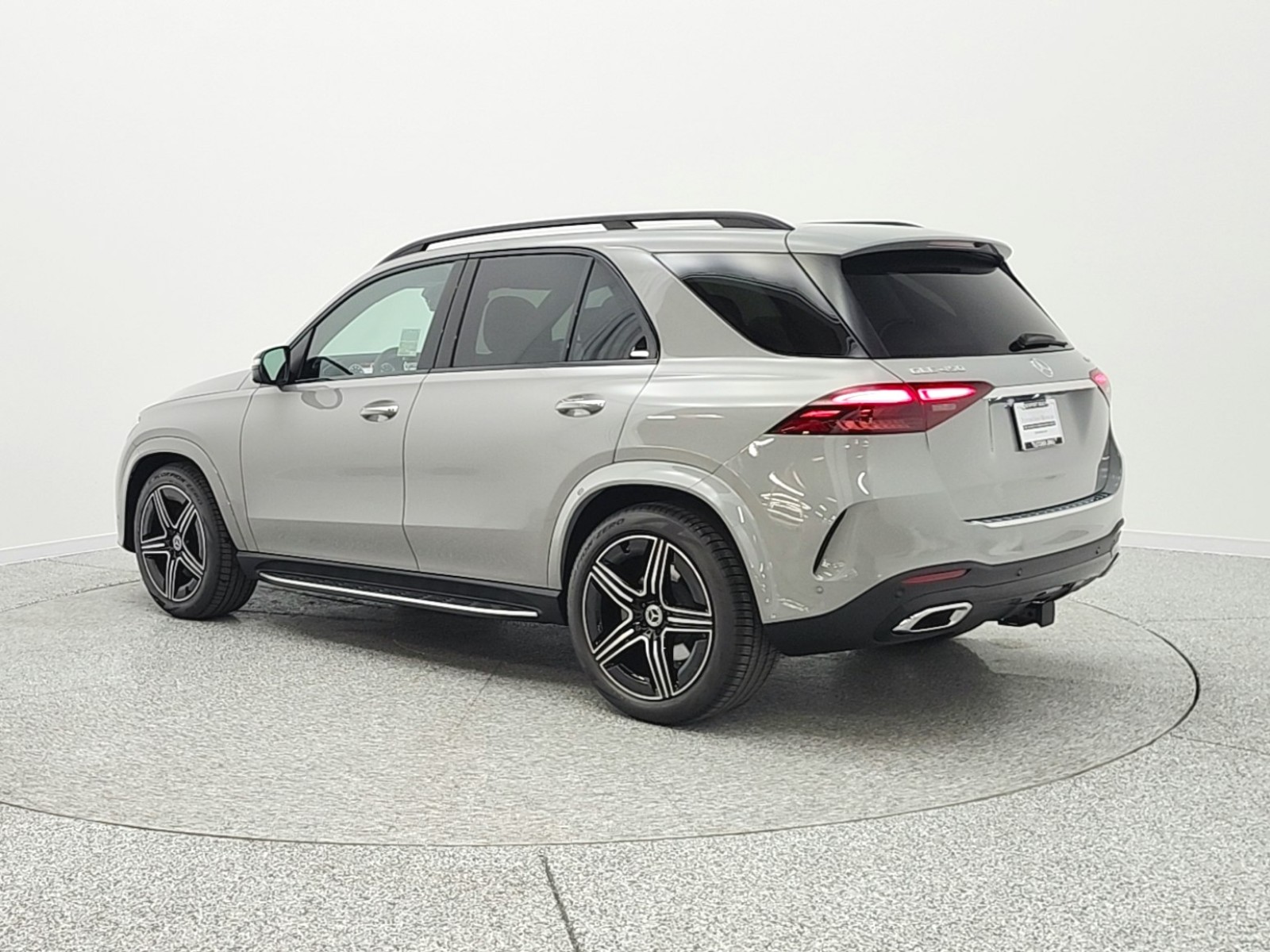 New 2026 MANUFAKTUR Alpine Grey Mercedes-Benz GLE 450 image 7