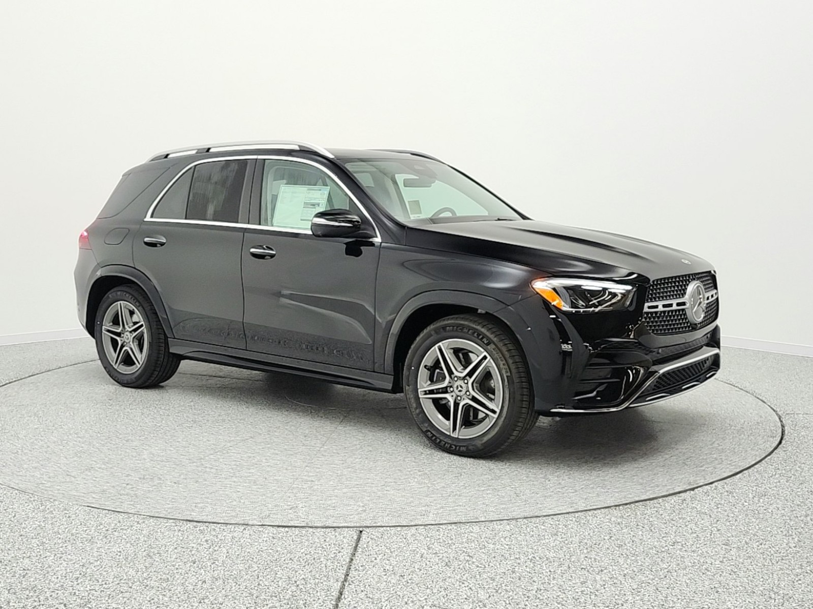 New 2026 Black Mercedes-Benz GLE 450 4MATIC® SUV image 3