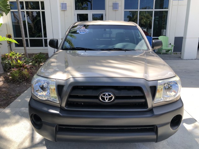 2006 Toyota Tacoma 1 OWNER FL LOW MILES 30,890 in pompano beach, Florida
