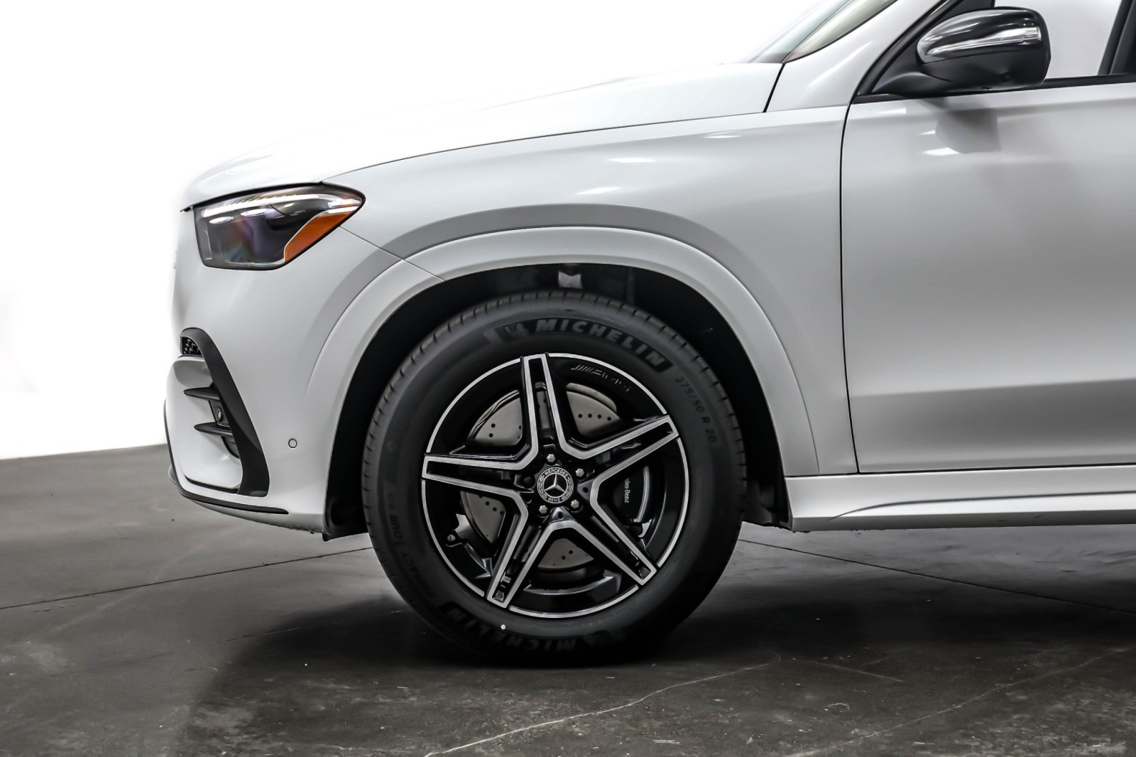 New 2026 Polar White Mercedes-Benz GLE 450 image 10