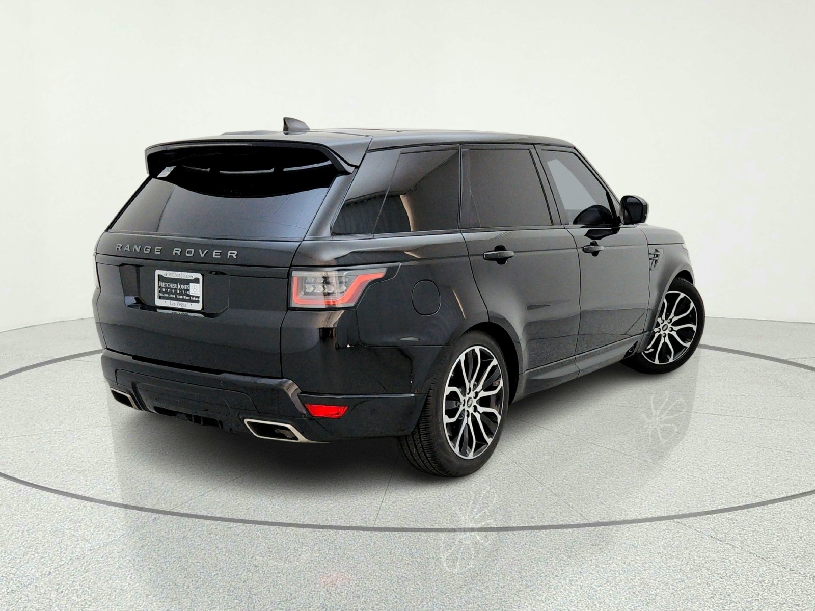 Used 2020 Santorini Black Metallic Land Rover HSE Dynamic image 9
